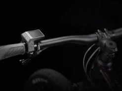 Giant - RideControl Dash 2 En 1 SG - Ecran Avec Boutons De Commande -Urban Vélo Soldes giant ecran ridecontrol dash detail 3 3840x2160